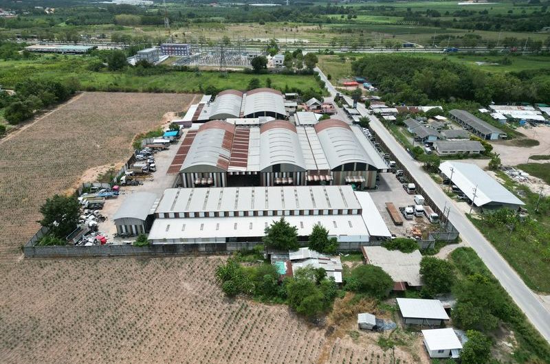 ขายที่ดินพร้อมสิ่งปลูกสร้าง ทำเลบ้านบึง ใกล้นิคมอุตสาหกรรม โซน EEC