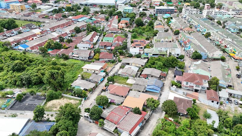 ขายที่ดินแปลงสวย ทำเลดี ศรีราชา–หนองค้อ 10 รูปแปลงสี่เหลี่ยมผืนผ้า