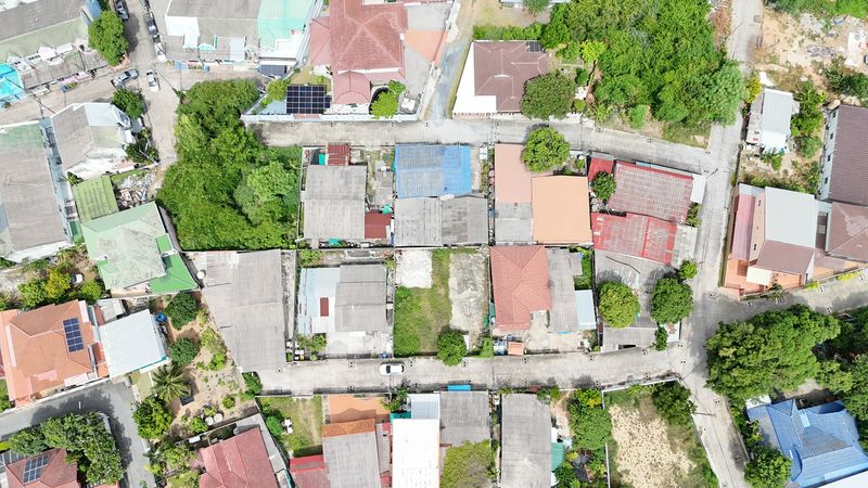 ขายที่ดินแปลงสวย ทำเลดี ศรีราชา–หนองค้อ 10 รูปแปลงสี่เหลี่ยมผืนผ้า