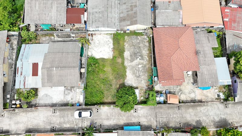ขายที่ดินแปลงสวย ทำเลดี ศรีราชา–หนองค้อ 10 รูปแปลงสี่เหลี่ยมผืนผ้า