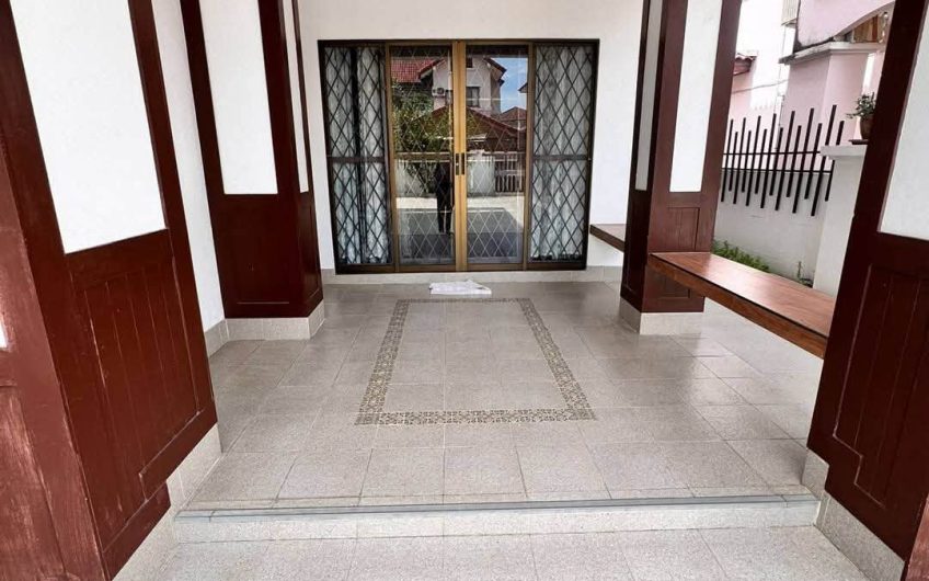 Detached house for rent in Amporn Place Village, Na Phrao, Si Racha great location.