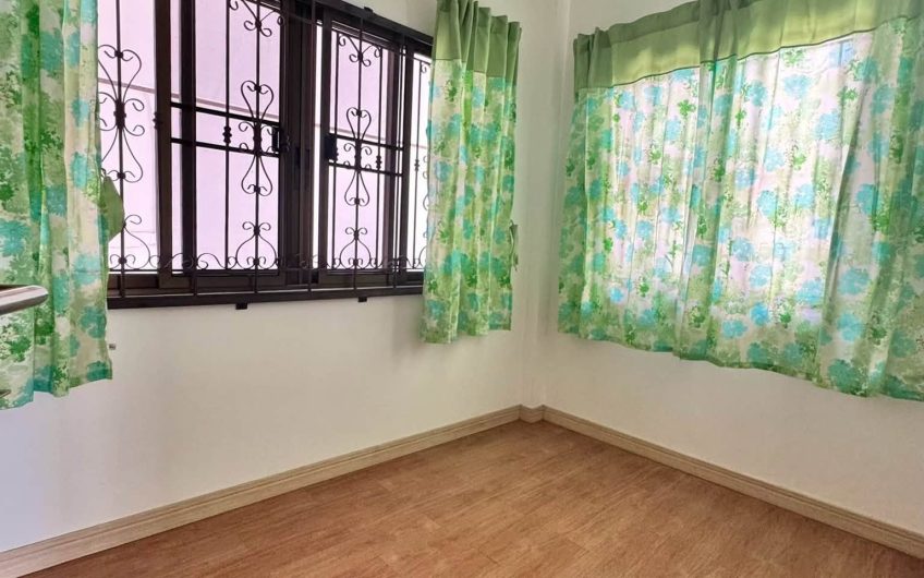 Detached house for rent in Amporn Place Village, Na Phrao, Si Racha great location.