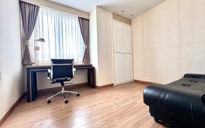 Urgent Rental! Ladda Condo View Sriracha beautiful unit, great value.