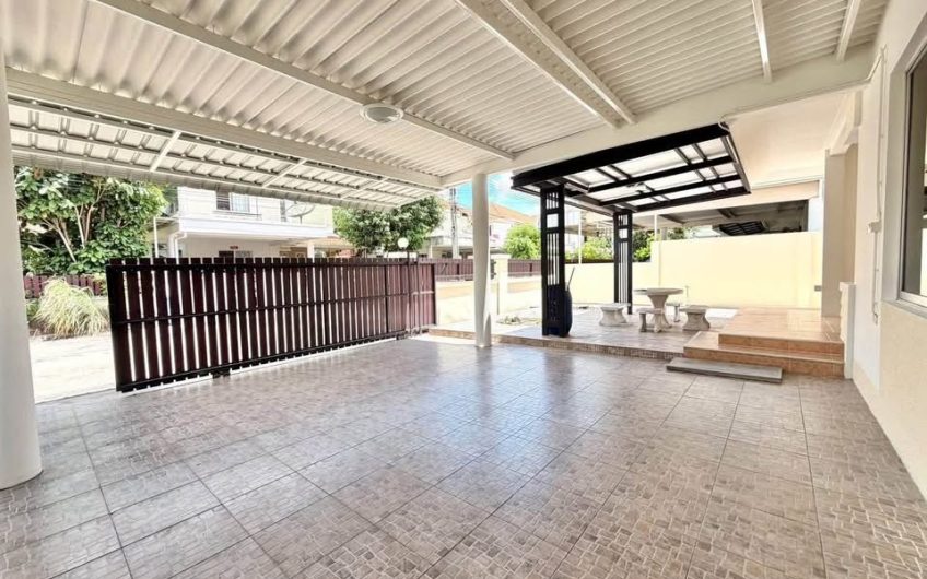 Newly renovated 2-story detached house for sale  Baan Suan View Khao Project, Huai Kapi, Chonburi.