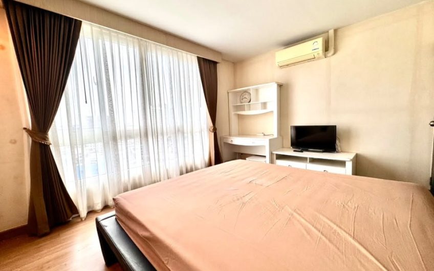 Urgent Rental! Ladda Condo View Sriracha beautiful unit, great value.