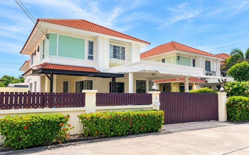 Newly renovated 2-story detached house for sale  Baan Suan View Khao Project, Huai Kapi, Chonburi.