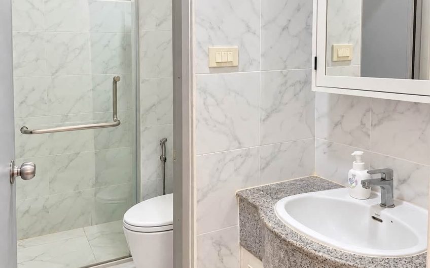 Sriracha detached house for rent, Arcadia Village 1, beautiful house, newly renovated, front.