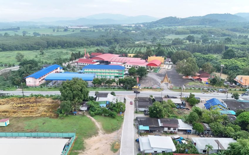 Land for sale in Si Racha, located in the Noen Tong area (Nong Kham)  suitable for building a house or for investment.