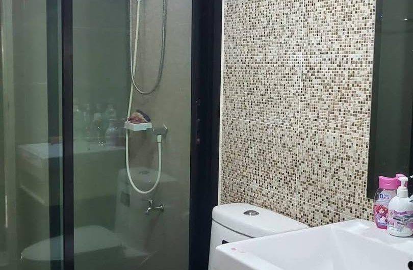 2-story detached house for sale in a desirable location: Maneerin Privacy Village, Si Racha, Chonburi.
