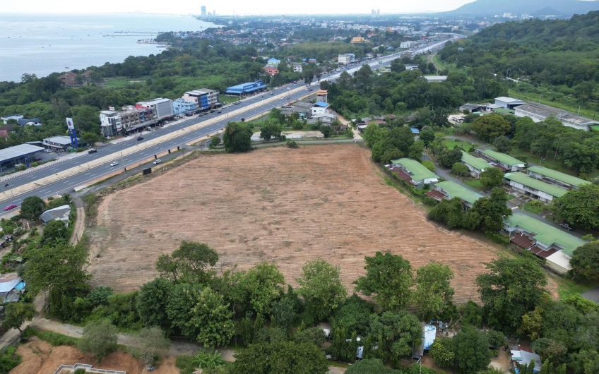 ขายที่ดินศรีราชา-บางพระ ติดถนนสุขุมวิท ทำเลเด่น ใกล้แหล่งชุมชนและทะเล